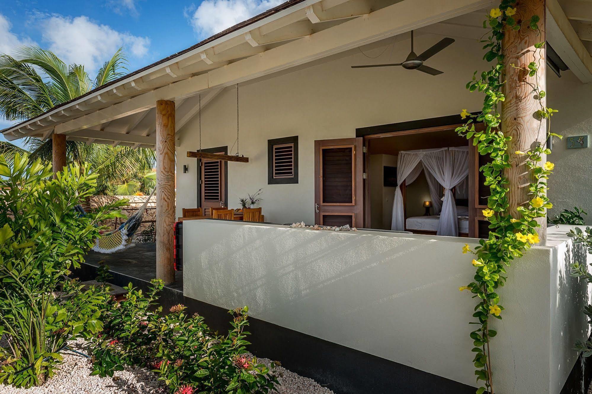 קרלנדיק Windhoek Resort Bonaire מראה חיצוני תמונה